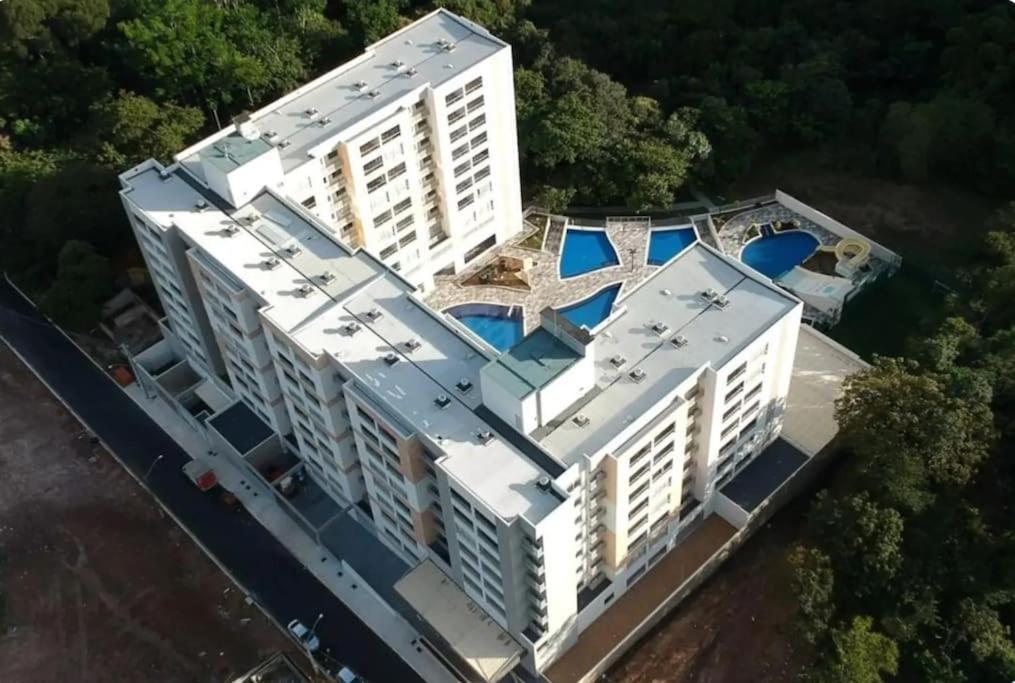 Rio Quente -Flat Park Veredas-Vista paras Piscinas - Margens do Rio Estão Interditadas por Tempo Indeterminado Exterior foto